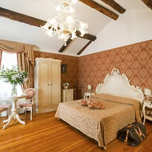 Palazzo Guardi 3*, Benátky Itálie