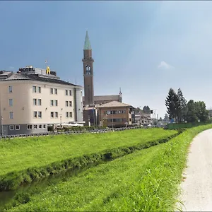 Ariston Hotel