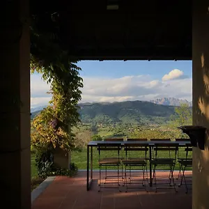 Castagna Amara Vakantieboerderij Montevecchia