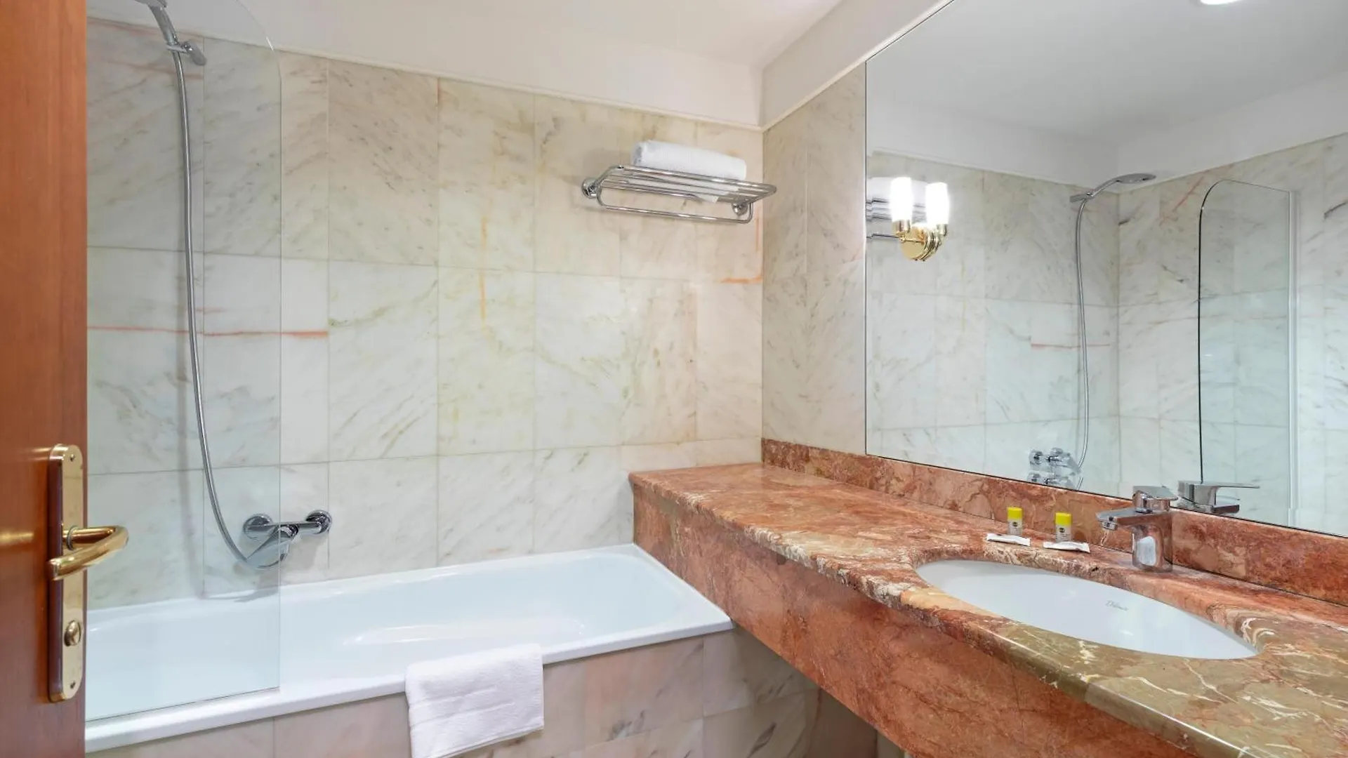 B&B Hotel Affi - Lago Di Garda