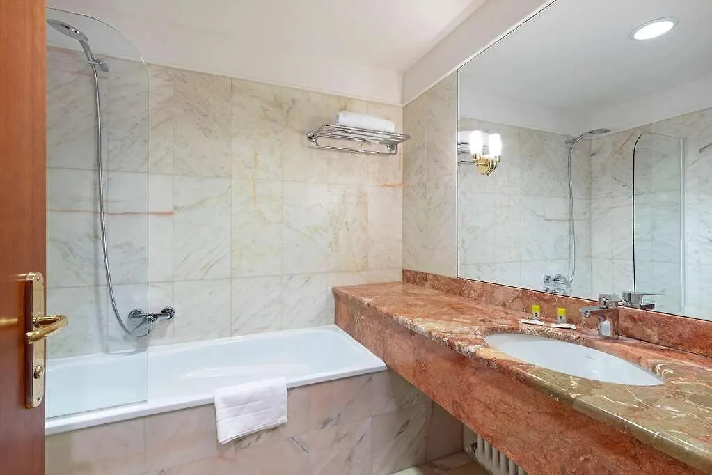 B&B Hotel Affi - Lago Di Garda
